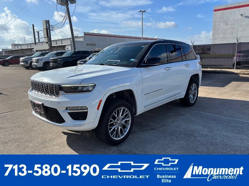 2023 Jeep Grand Cherokee Summit