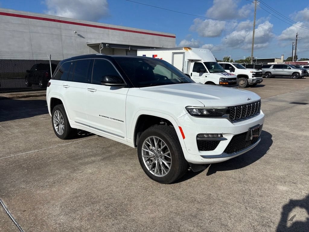 2023 Jeep Grand Cherokee Summit