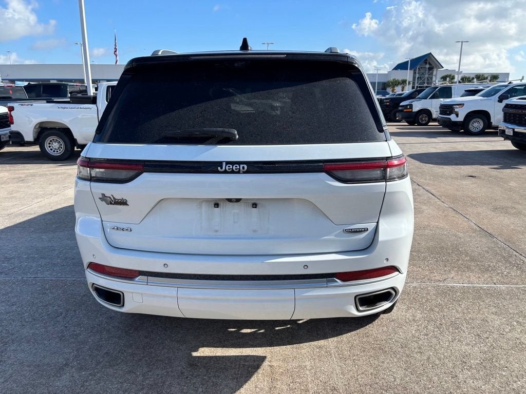 2023 Jeep Grand Cherokee Summit