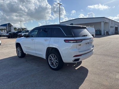 2023 Jeep Grand Cherokee Summit