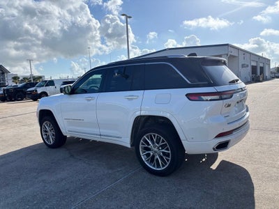2023 Jeep Grand Cherokee Summit