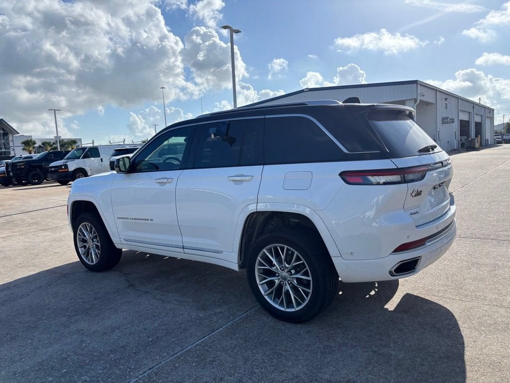 2023 Jeep Grand Cherokee Summit