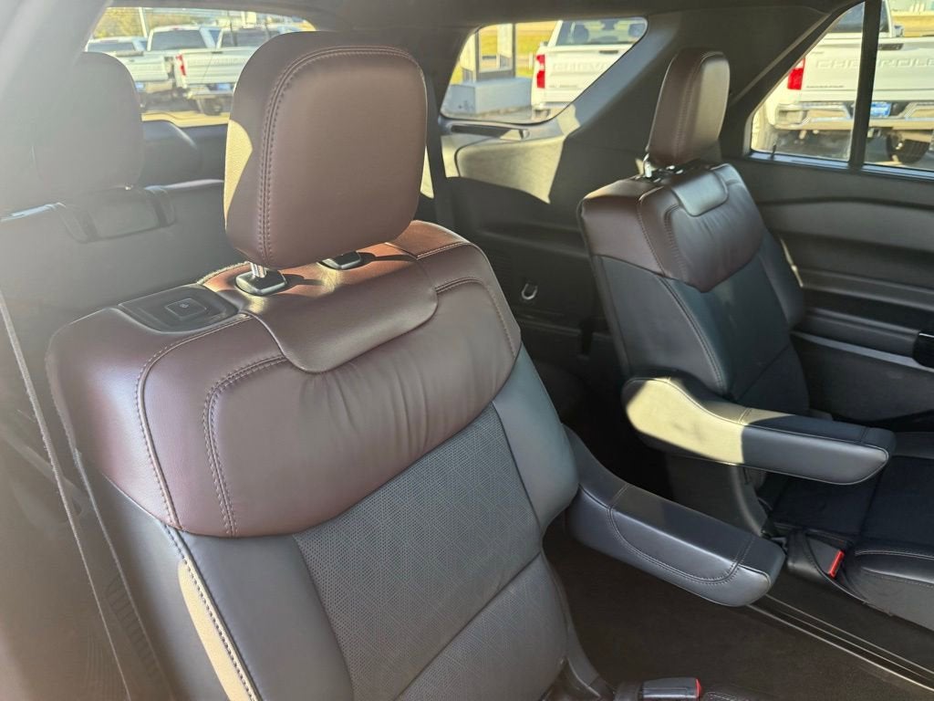 2023 Ford Explorer Platinum