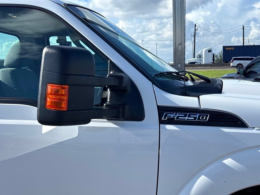 2016 Ford Super Duty F-250 SRW XL