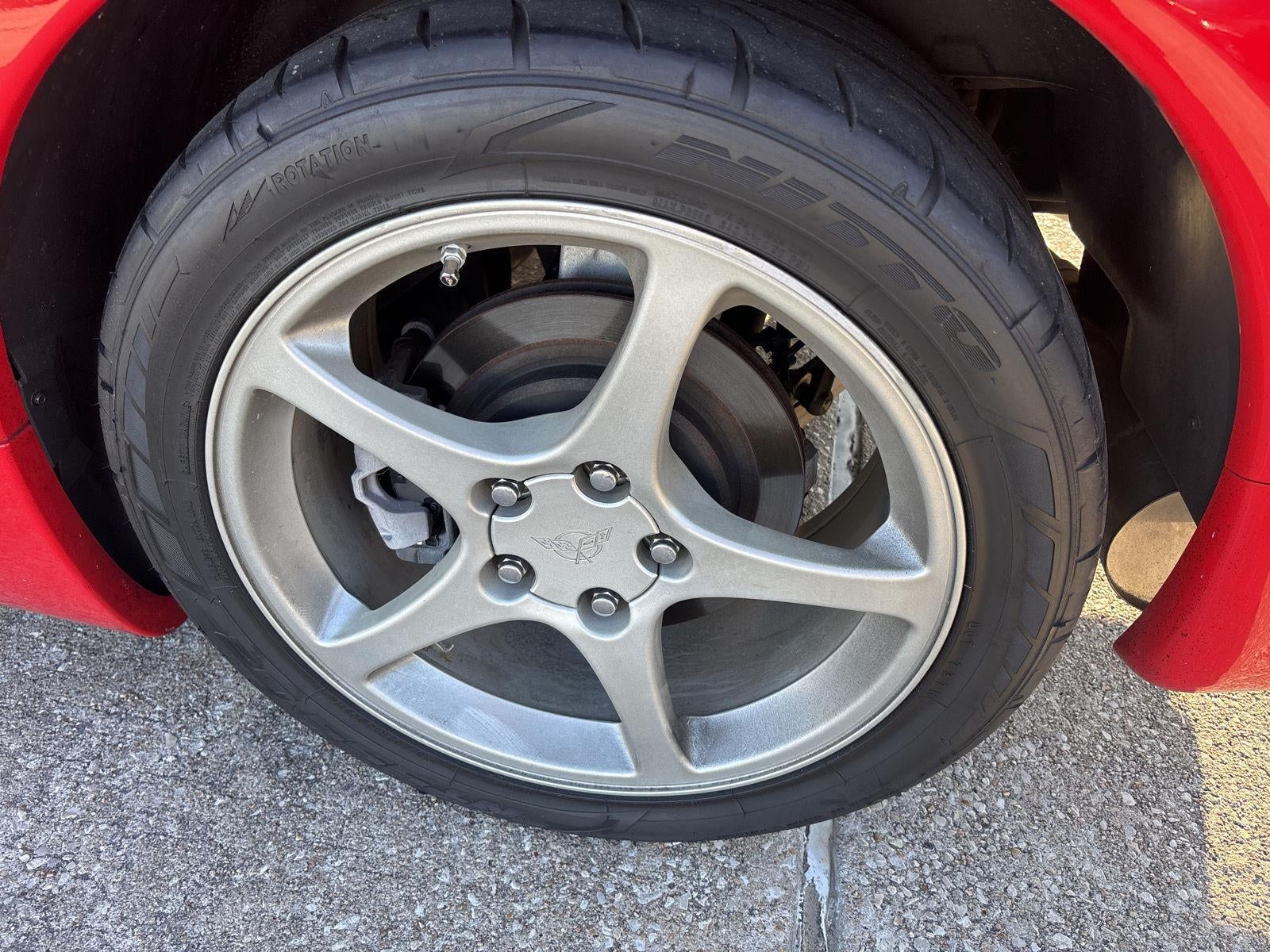 2004 Chevrolet Corvette Base