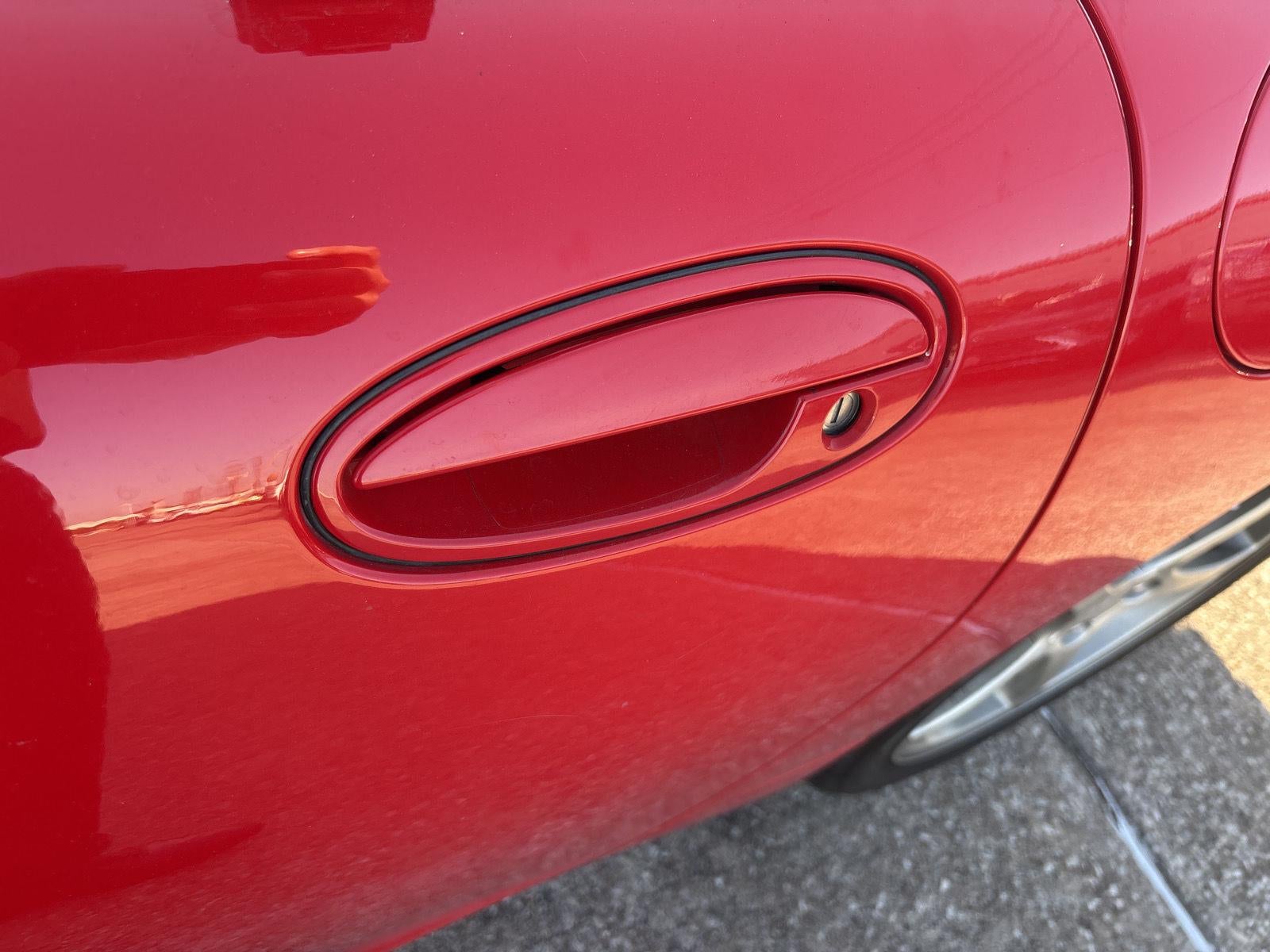 2004 Chevrolet Corvette Base