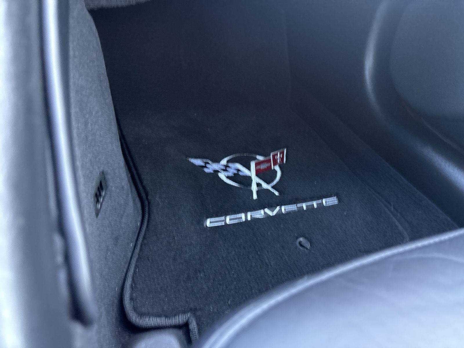 2004 Chevrolet Corvette Base