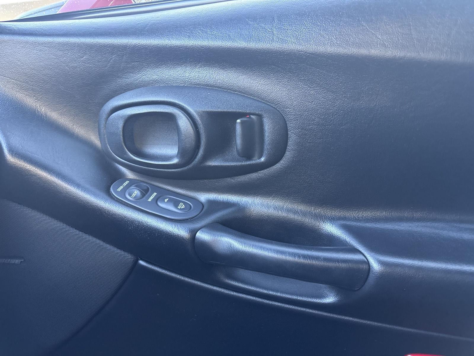 2004 Chevrolet Corvette Base