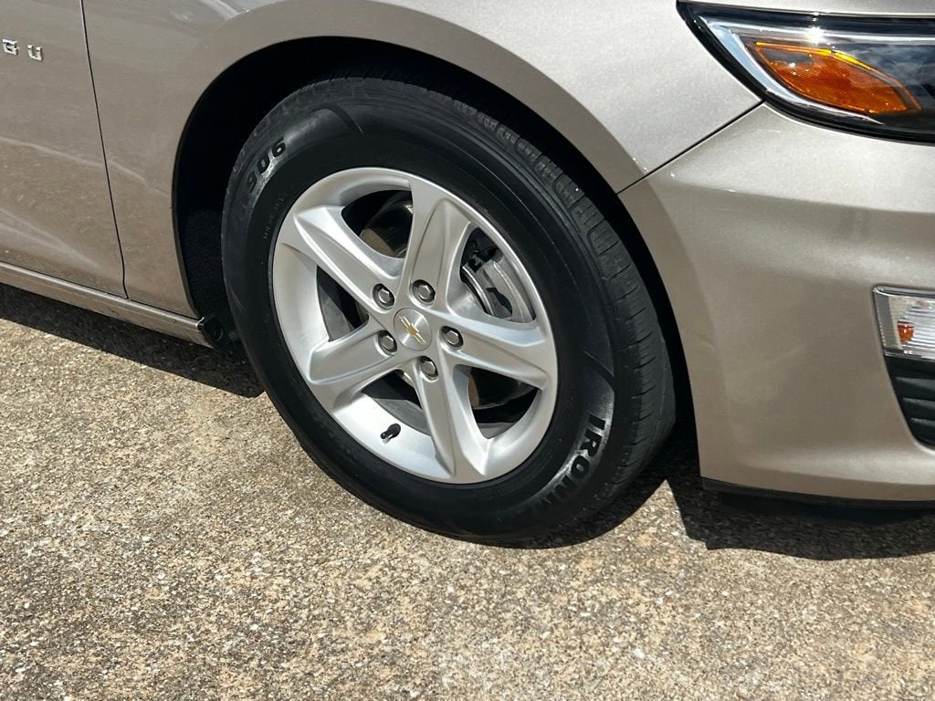 2022 Chevrolet Malibu LS