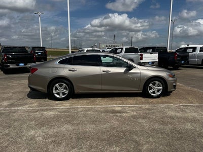 2022 Chevrolet Malibu LS