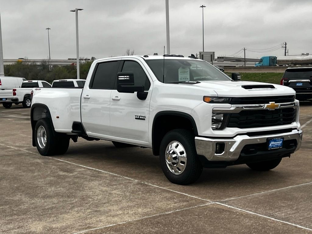 2026 Chevrolet Silverado 3500 HD LT DRW