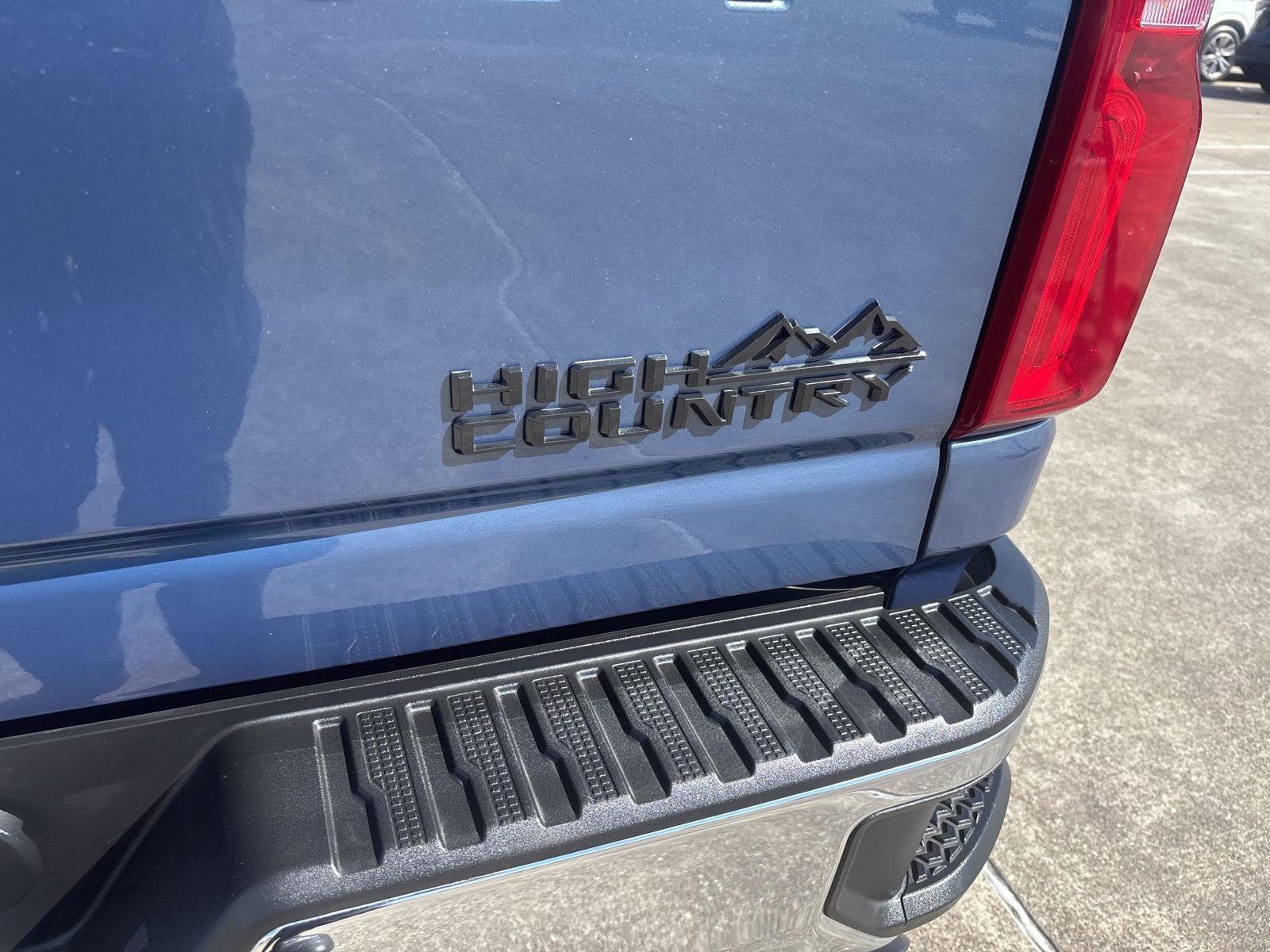 2025 Chevrolet Silverado 3500 HD LTZ DRW