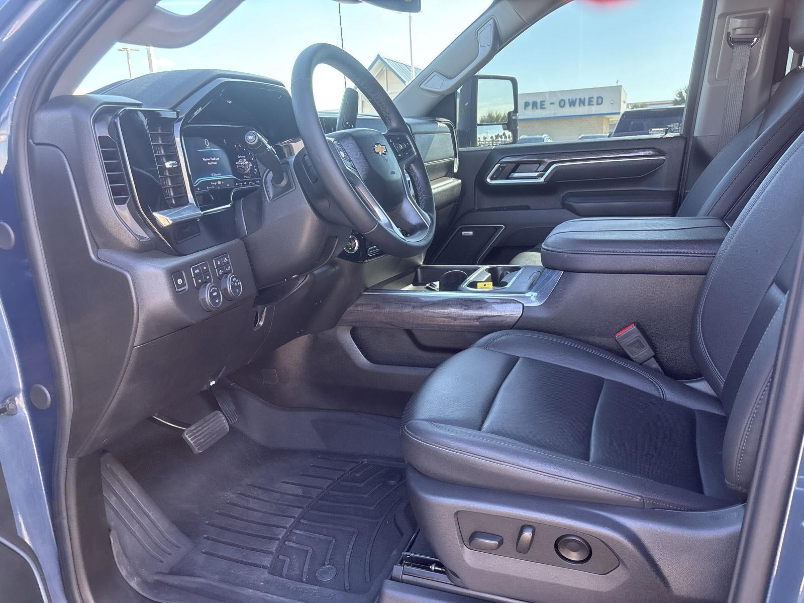 2025 Chevrolet Silverado 3500 HD LTZ DRW