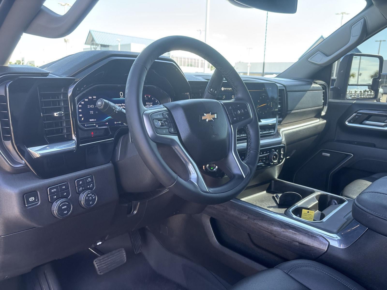2025 Chevrolet Silverado 3500 HD LTZ DRW