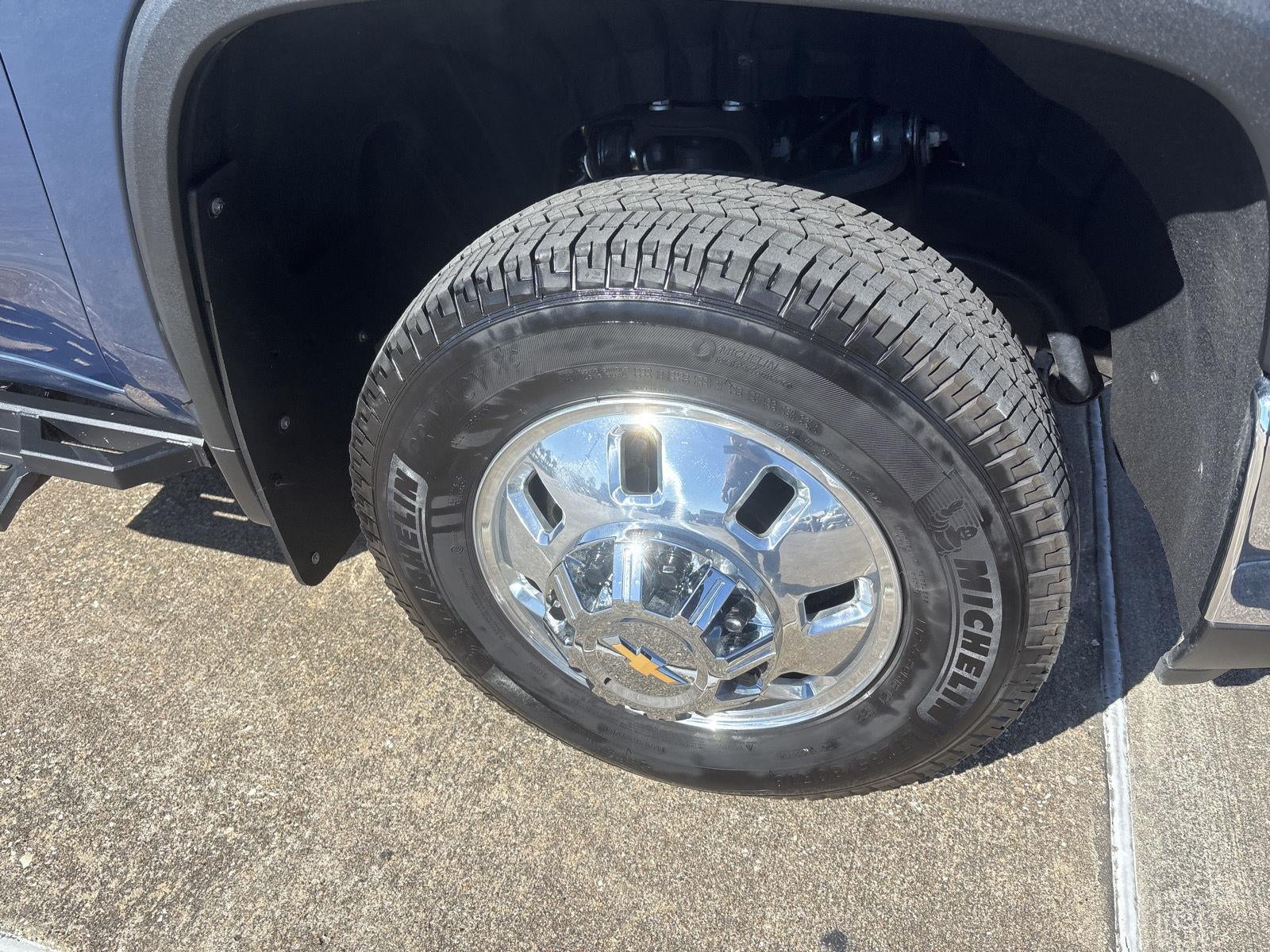 2025 Chevrolet Silverado 3500 HD LTZ DRW