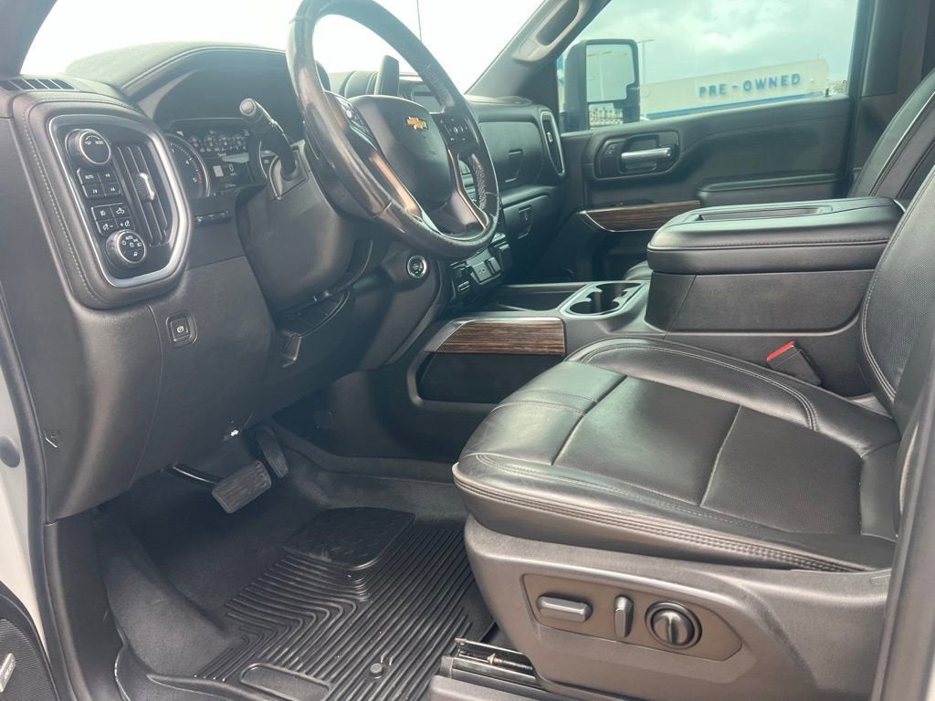 2022 Chevrolet Silverado 3500 HD High Country