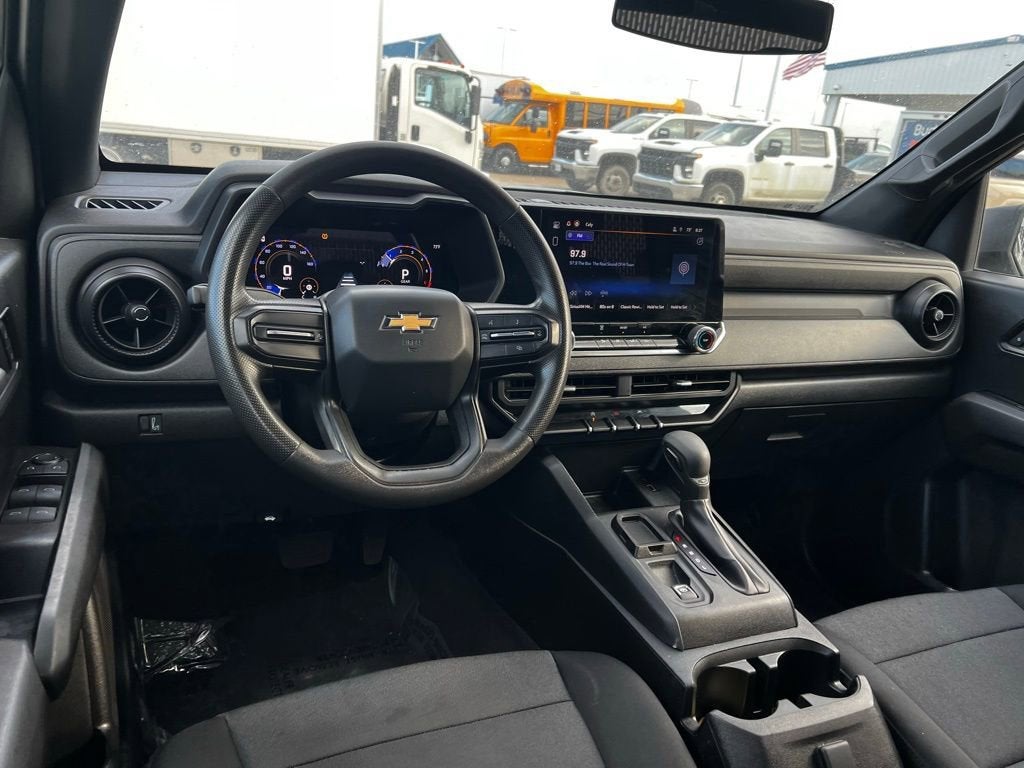 2024 Chevrolet Colorado WT