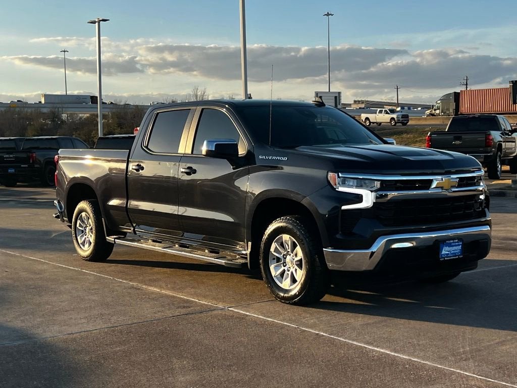 2024 Chevrolet Silverado 1500 LT