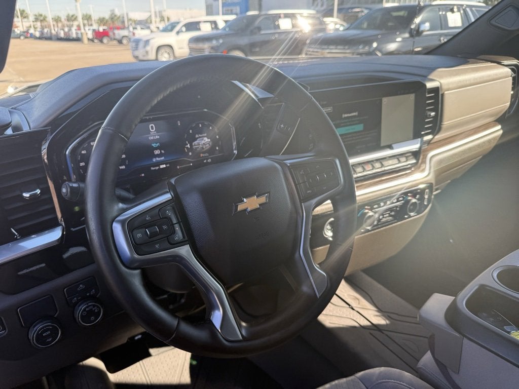 2024 Chevrolet Silverado 1500 LT