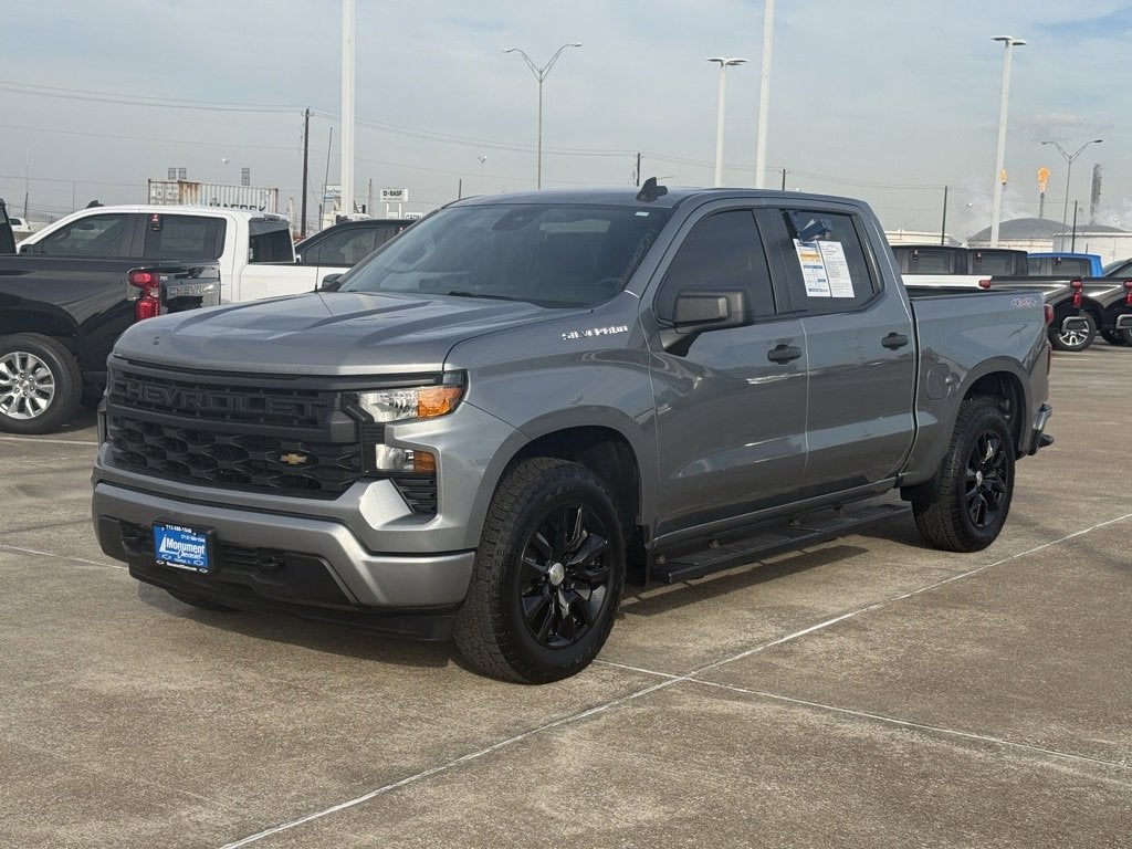 2023 Chevrolet Silverado 1500 Custom