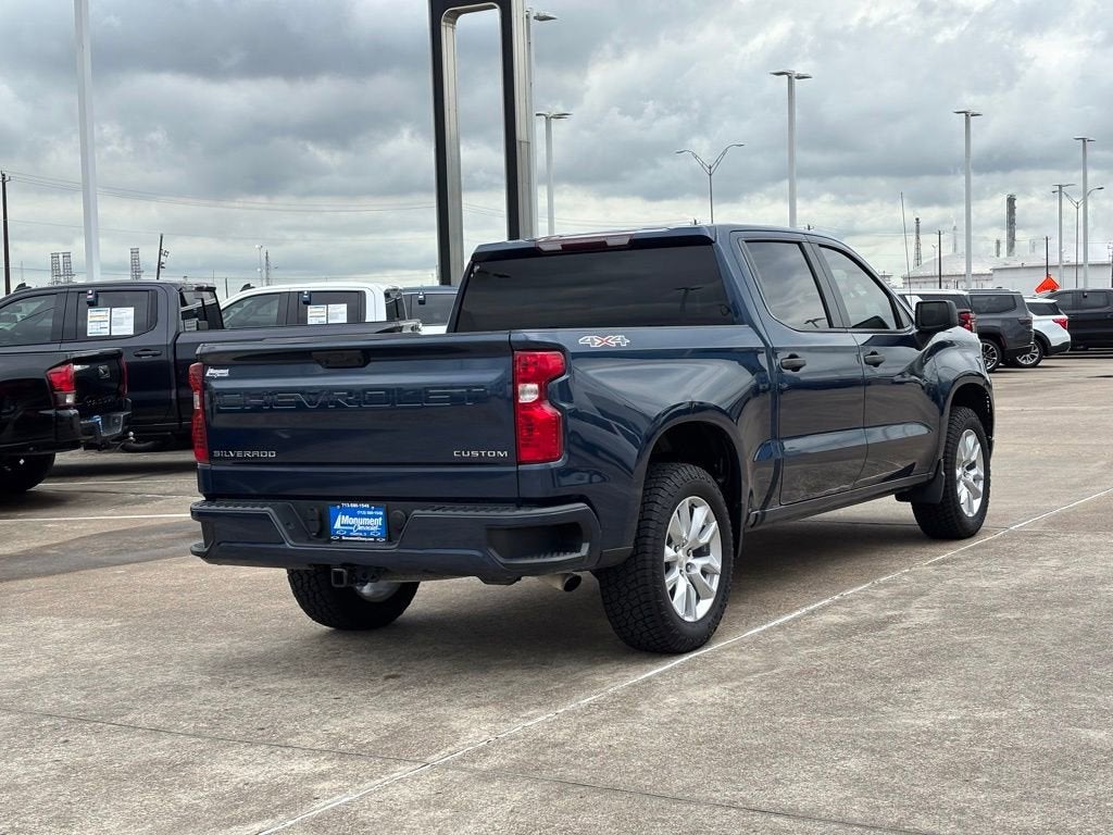 2022 Chevrolet Silverado 1500 Custom