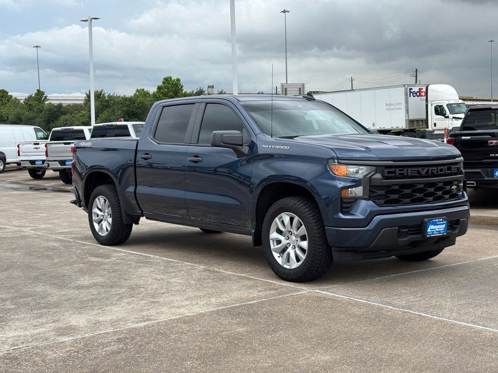 2022 Chevrolet Silverado 1500 Custom