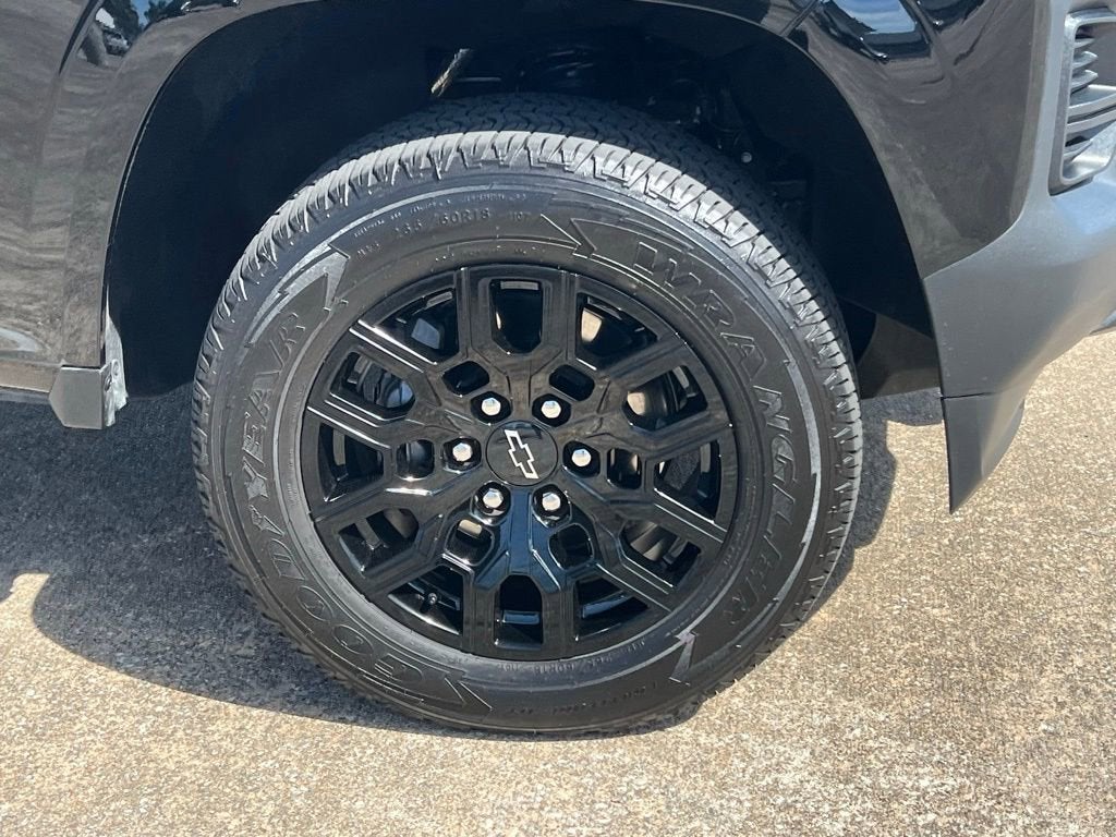 2025 Chevrolet Colorado WT/LT