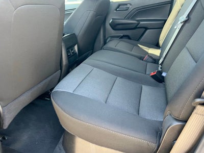 2025 Chevrolet Colorado WT/LT