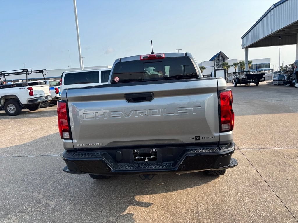 2025 Chevrolet Colorado WT/LT