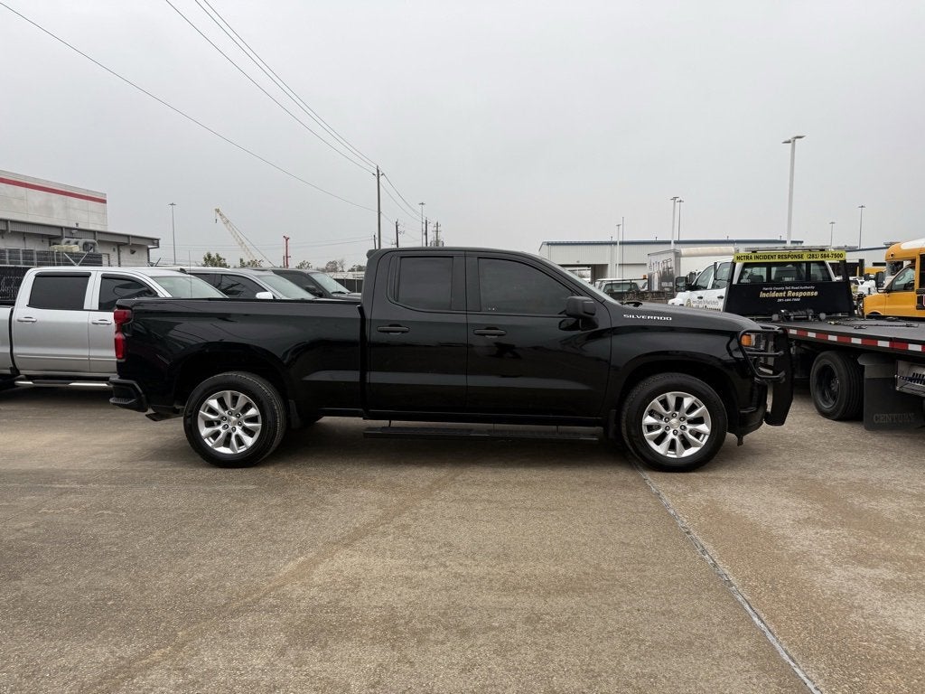 2022 Chevrolet Silverado 1500 LTD Custom