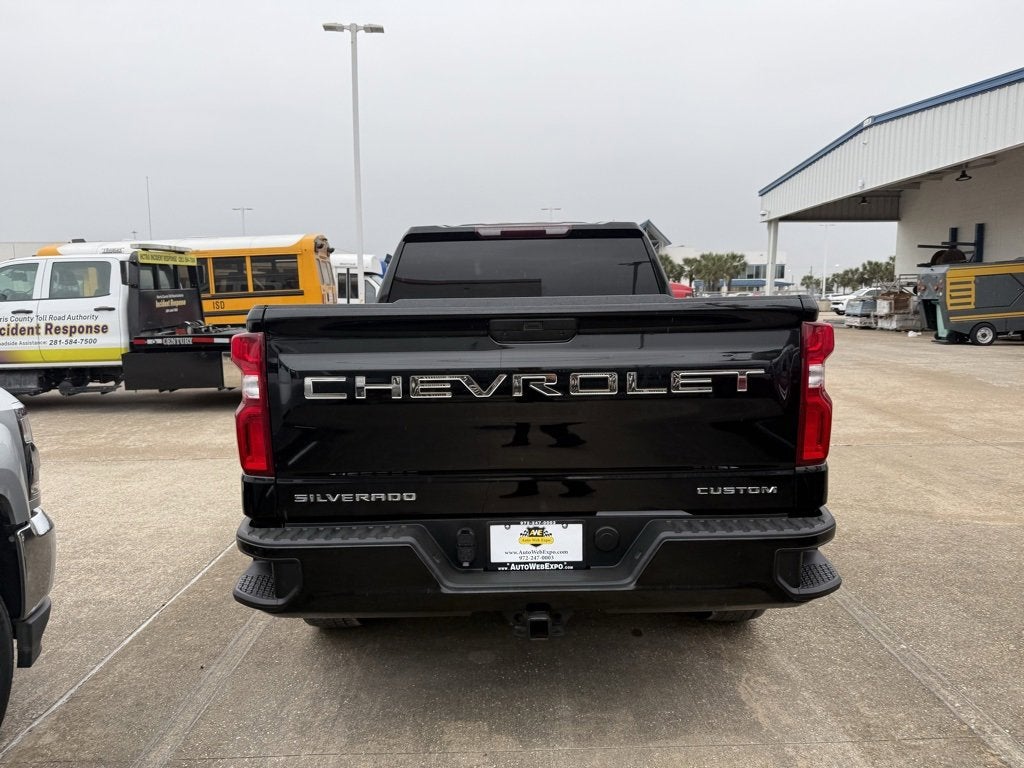 2022 Chevrolet Silverado 1500 LTD Custom