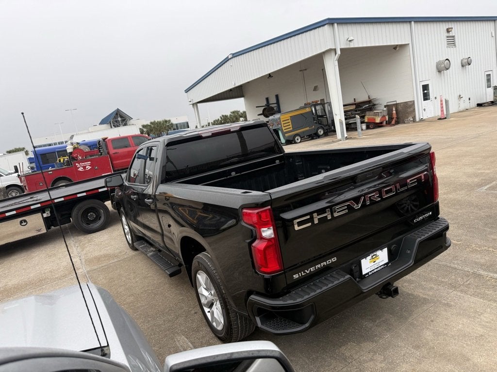 2022 Chevrolet Silverado 1500 LTD Custom