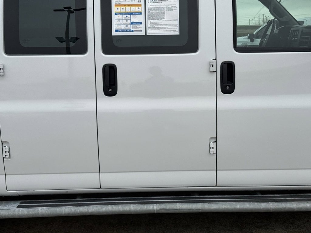 2024 Chevrolet Express Cargo 2500 WT