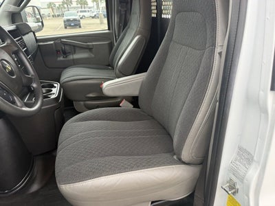 2024 Chevrolet Express Cargo 2500 WT