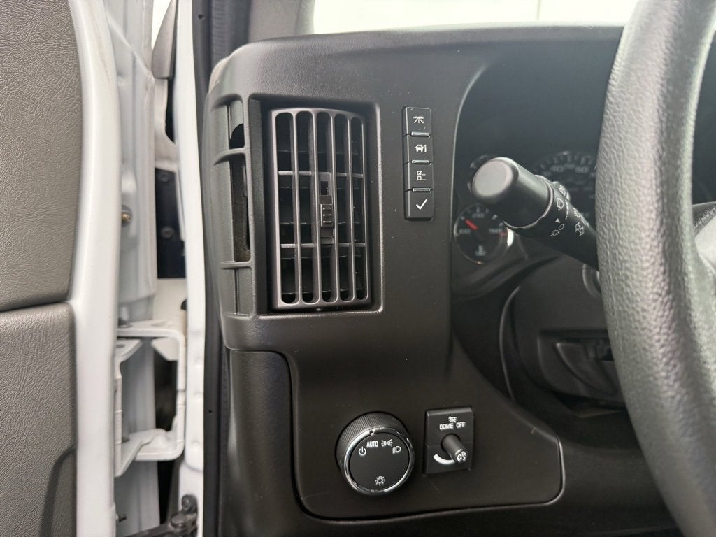 2024 Chevrolet Express Cargo 2500 WT