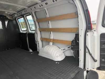 2024 Chevrolet Express Cargo 2500 WT