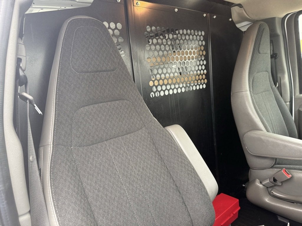 2024 Chevrolet Express Cargo 2500 WT