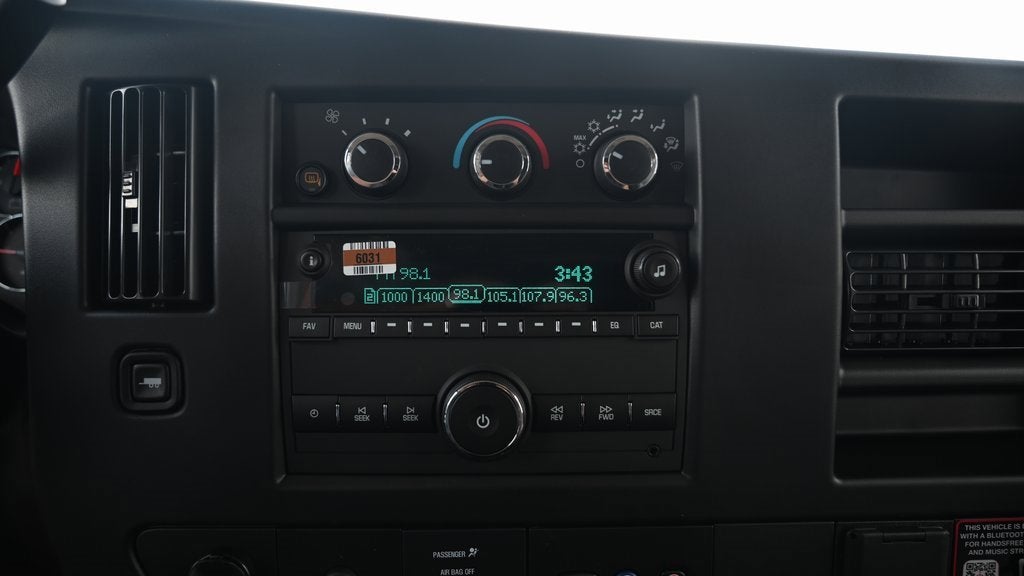 2024 Chevrolet Express Cargo 2500 WT