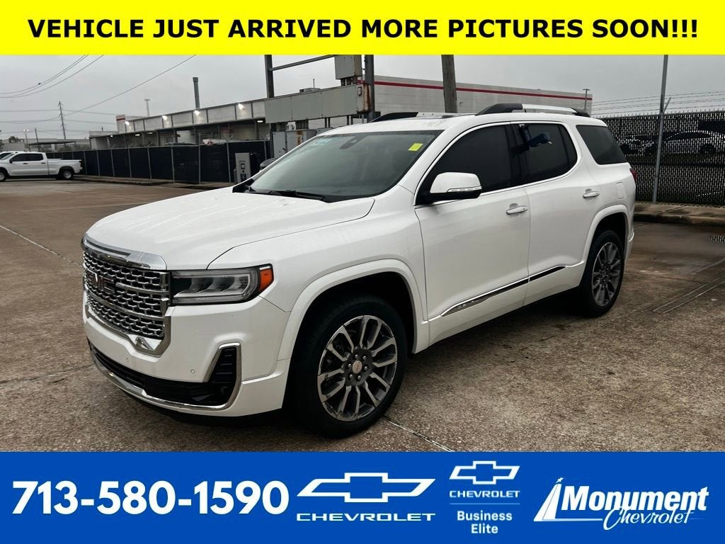 2022 GMC Acadia Denali