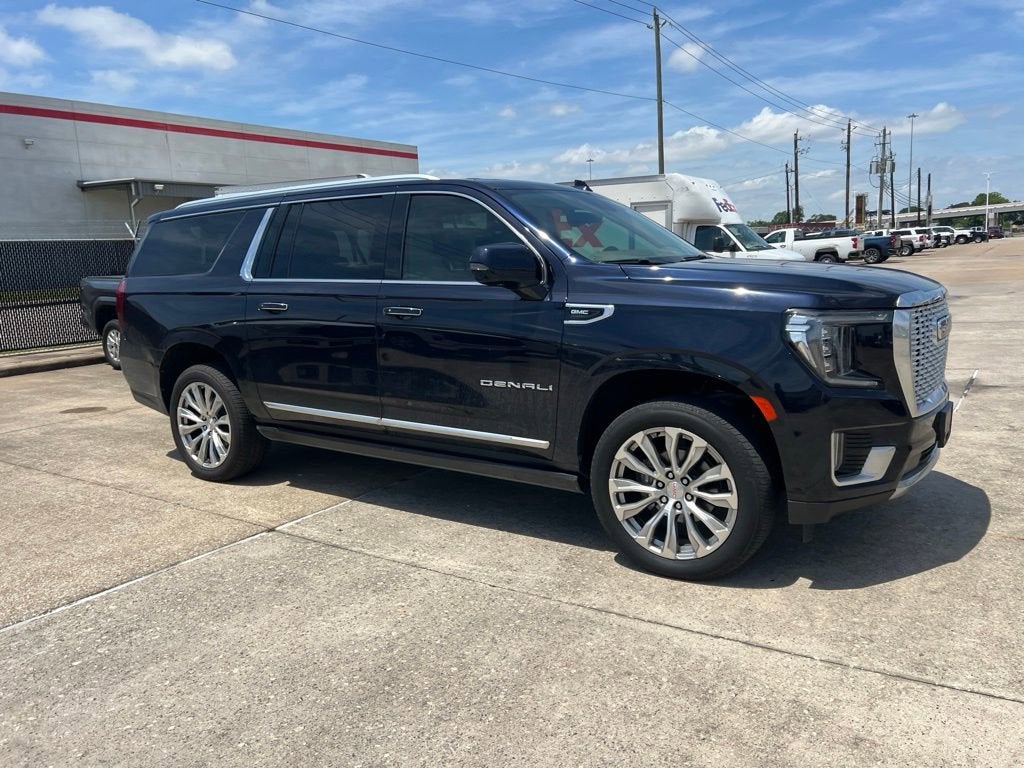 2023 GMC Yukon XL Denali