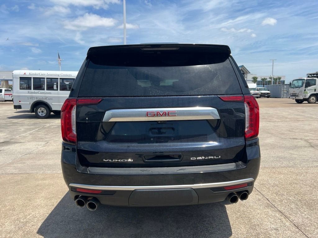2023 GMC Yukon XL Denali
