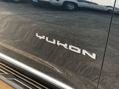 2023 GMC Yukon SLT