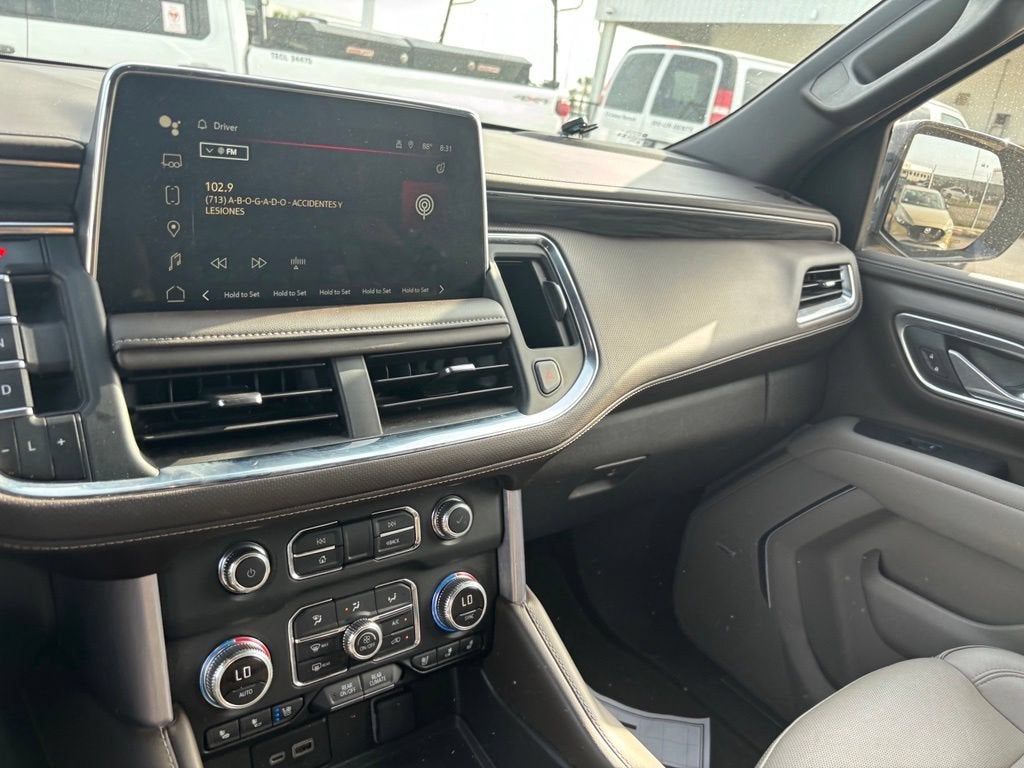 2024 GMC Yukon XL SLT