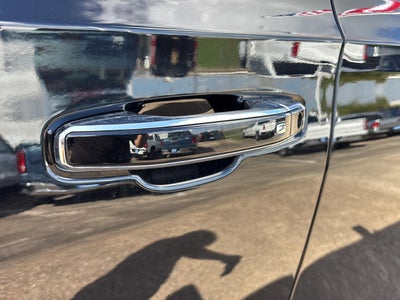 2024 GMC Yukon XL SLT