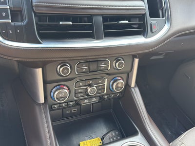 2024 GMC Yukon XL SLT