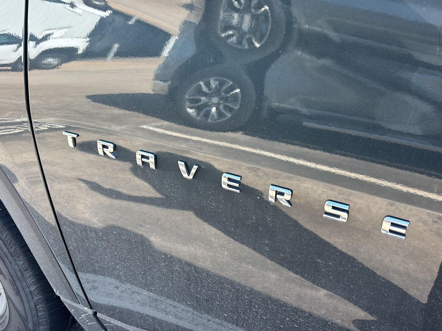 2018 Chevrolet Traverse LT Cloth