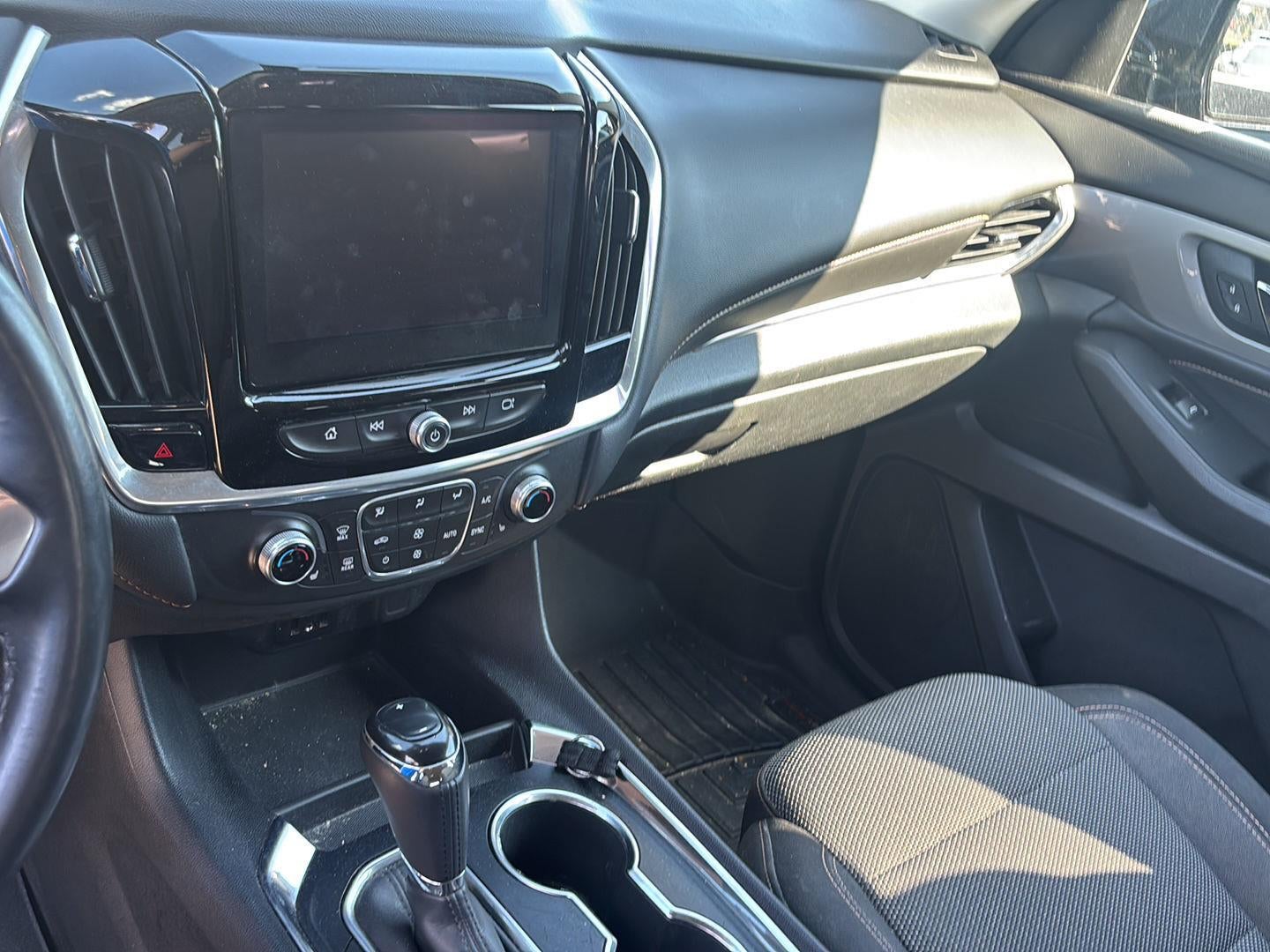 2018 Chevrolet Traverse LT Cloth