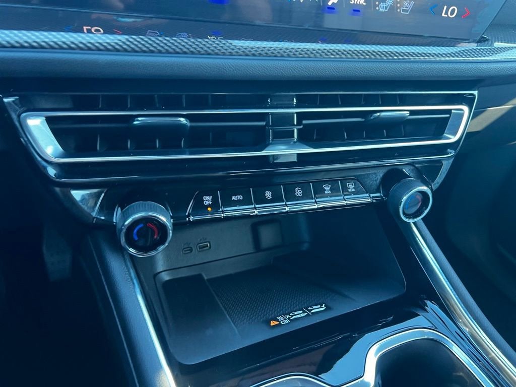 2025 Chevrolet Traverse High Country