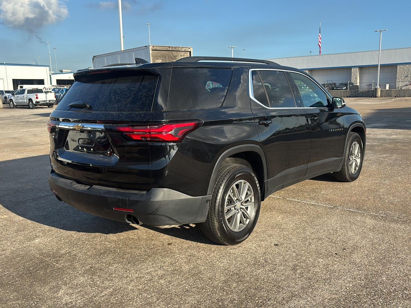 2023 Chevrolet Traverse LT Cloth