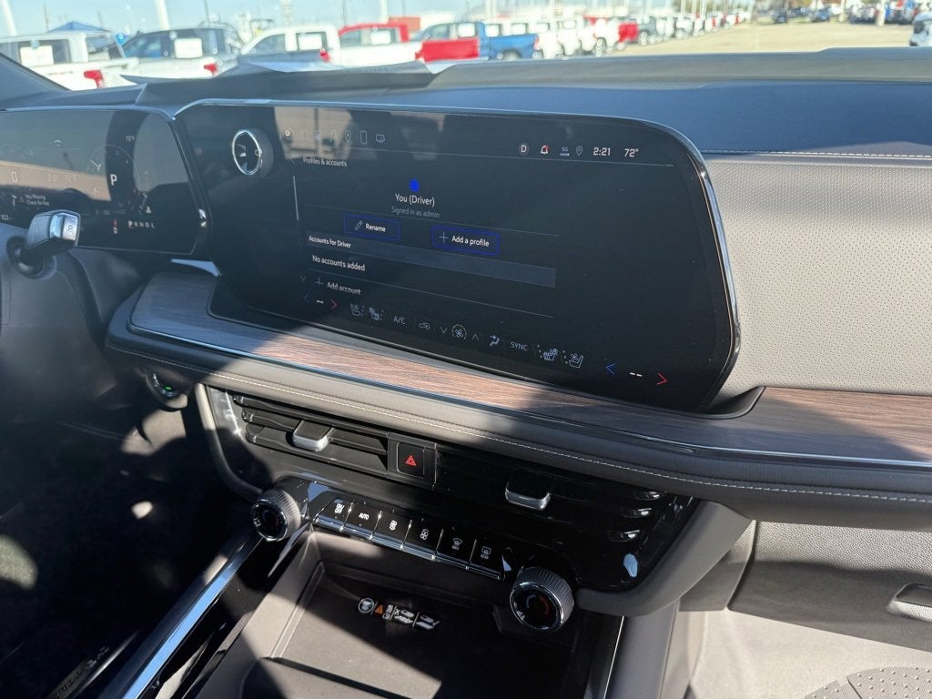 2025 Chevrolet Tahoe Premier